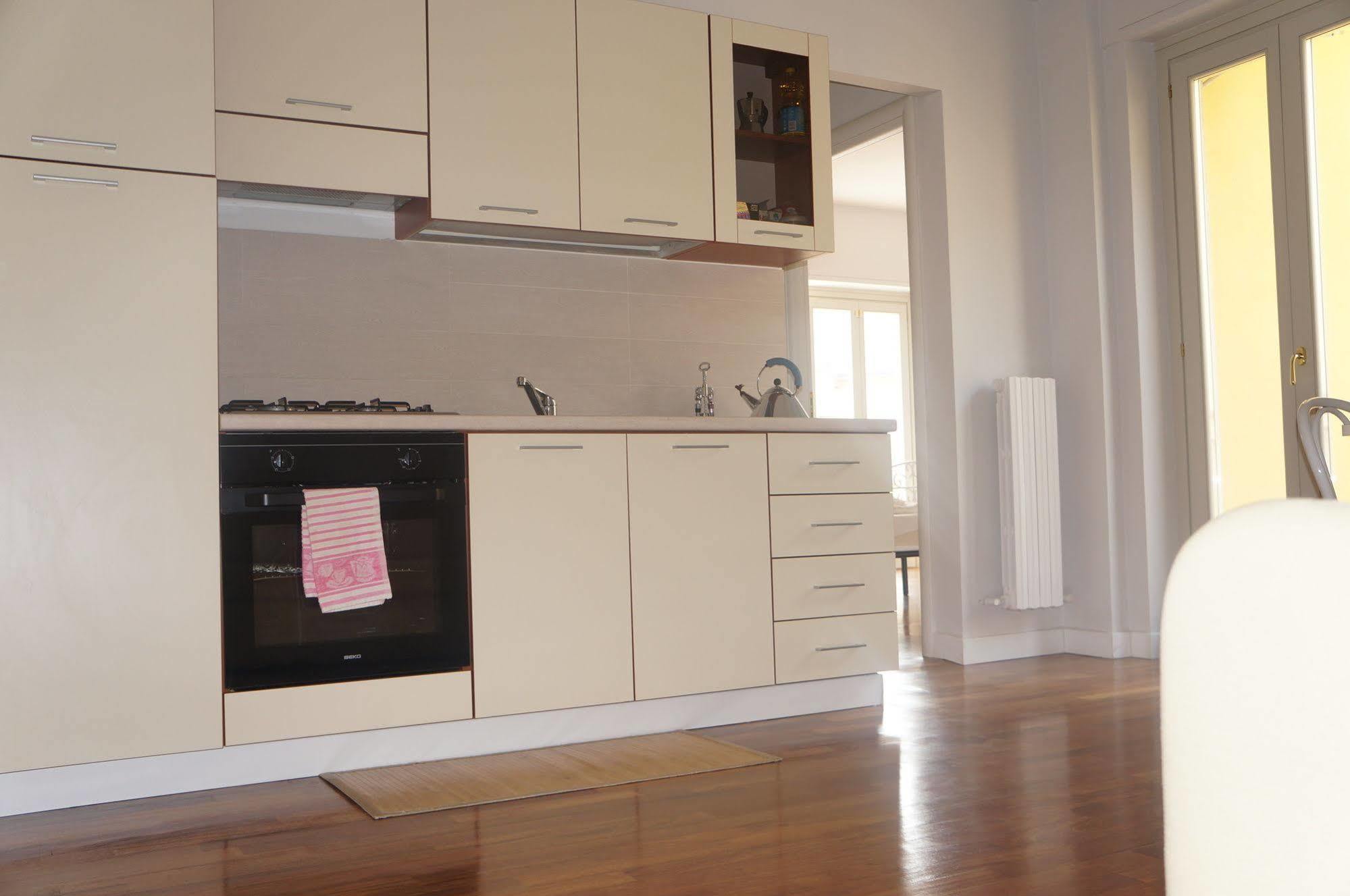 Lullymia Bed & Breakfast Crotone Eksteriør bilde