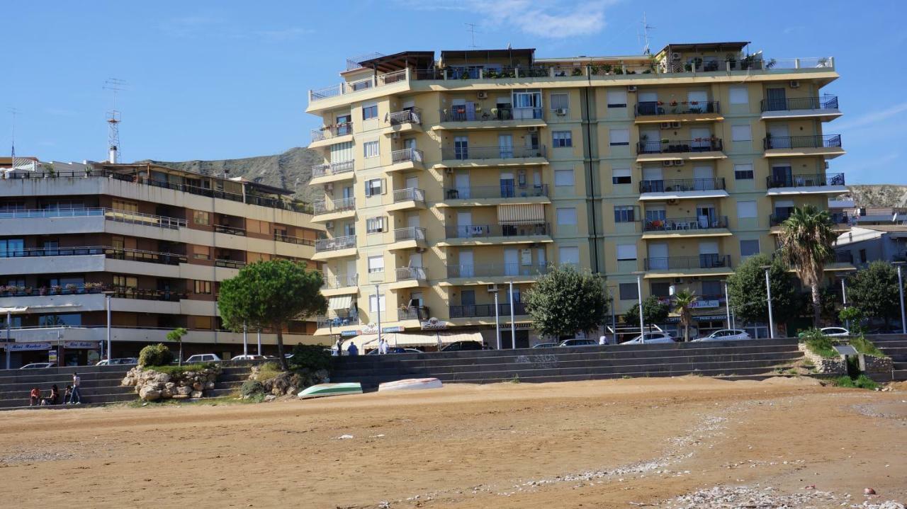 Lullymia Bed & Breakfast Crotone Eksteriør bilde