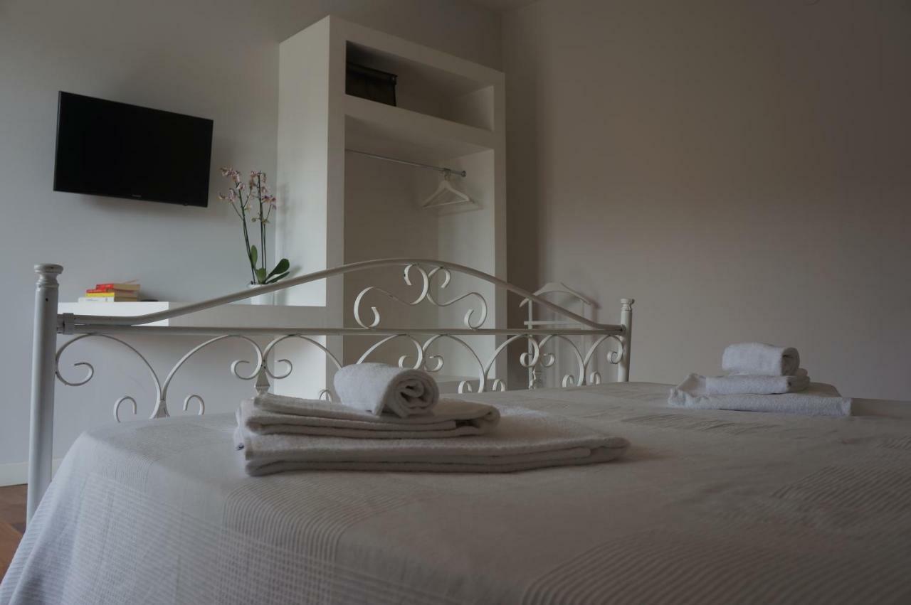 Lullymia Bed & Breakfast Crotone Eksteriør bilde